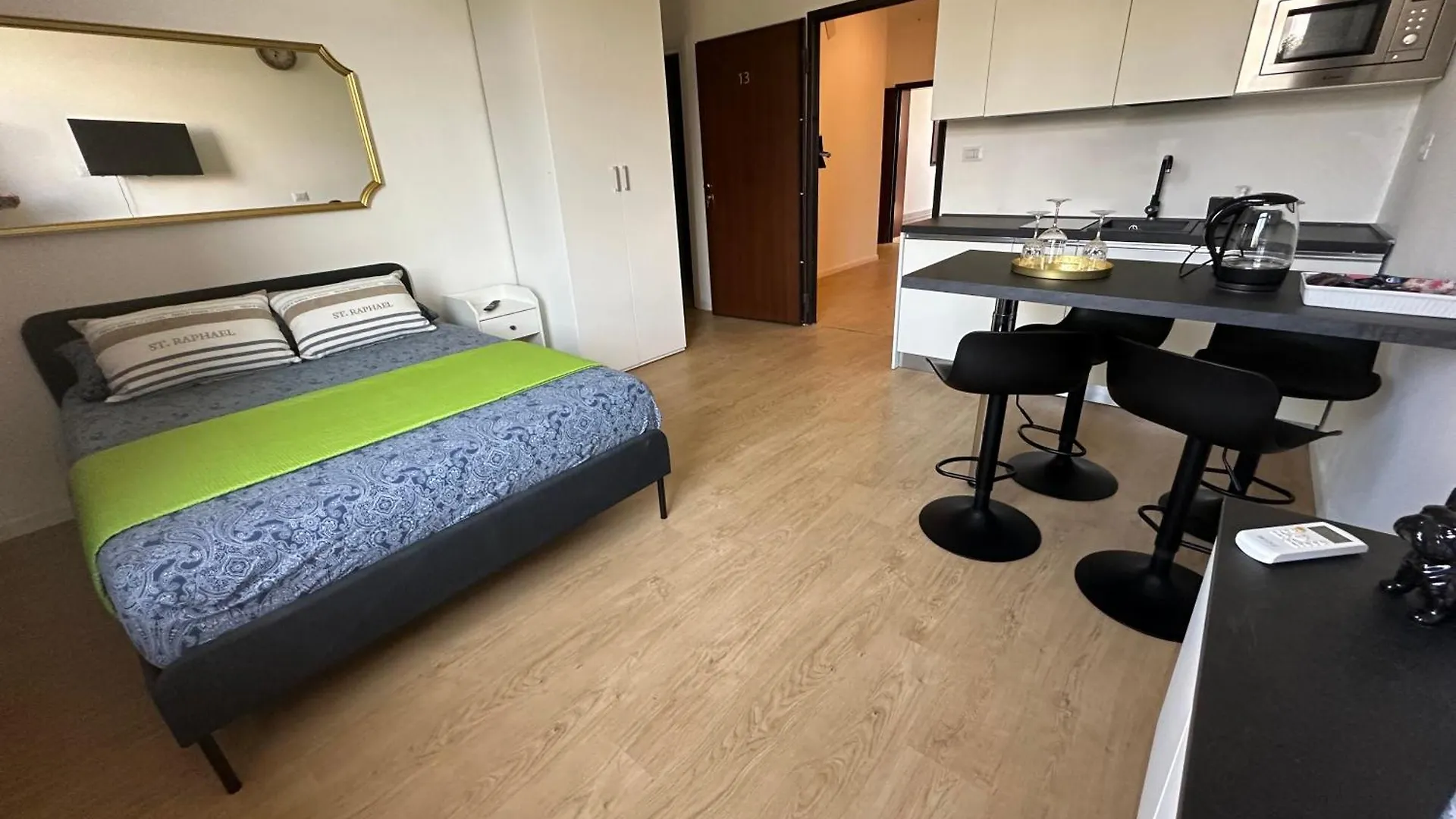 Apartmán Stardust Padre Giuliani Milán 0*,